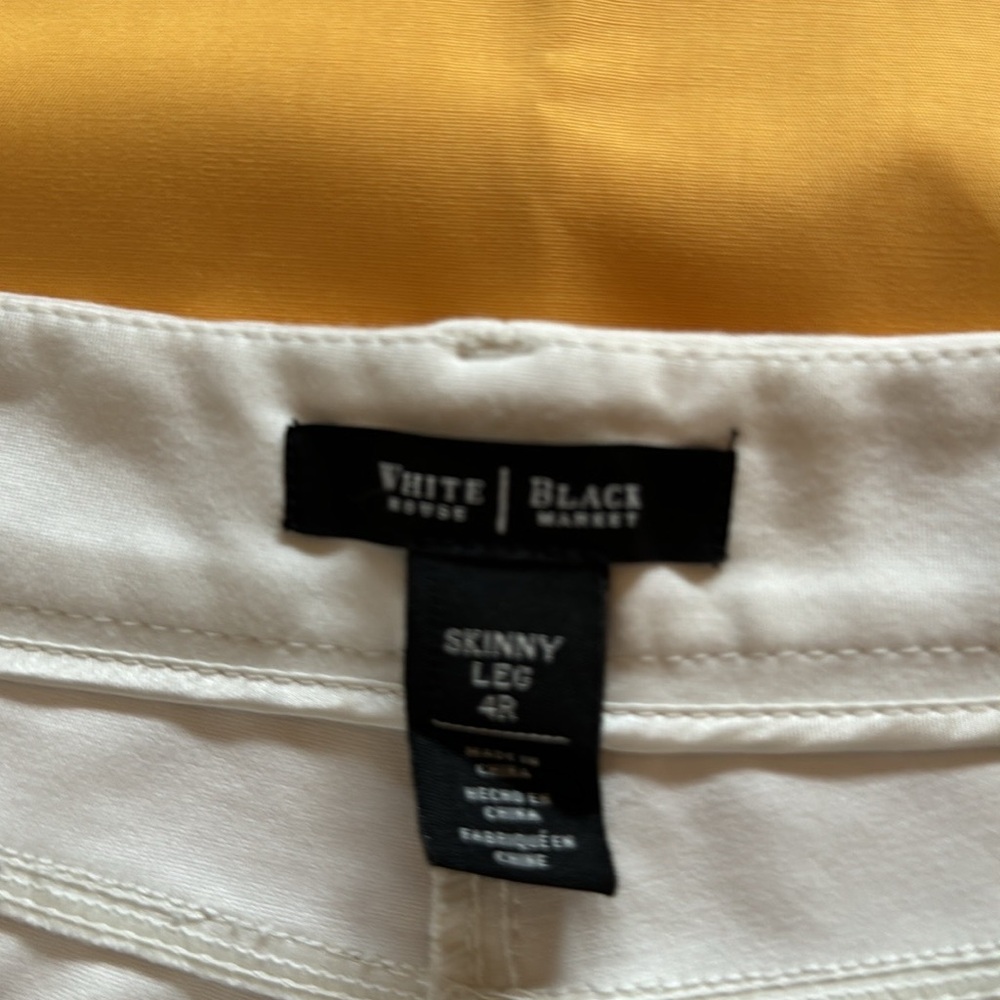 White House, black market, eggshell color leggings - Picture 6 of 7